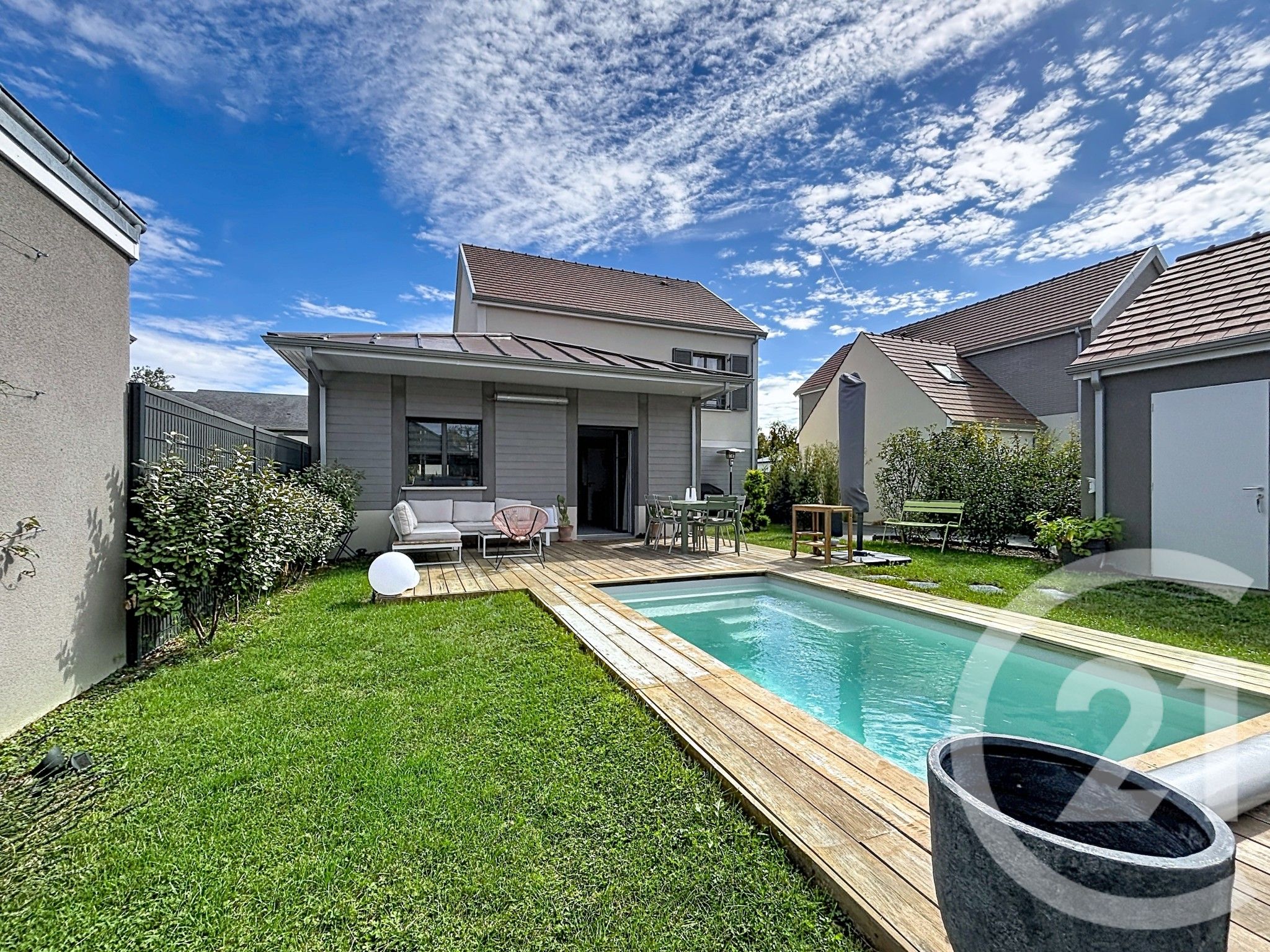 maison à vendre - 6 pièces - 140.0 m2 - COMPIEGNE - Photo 1