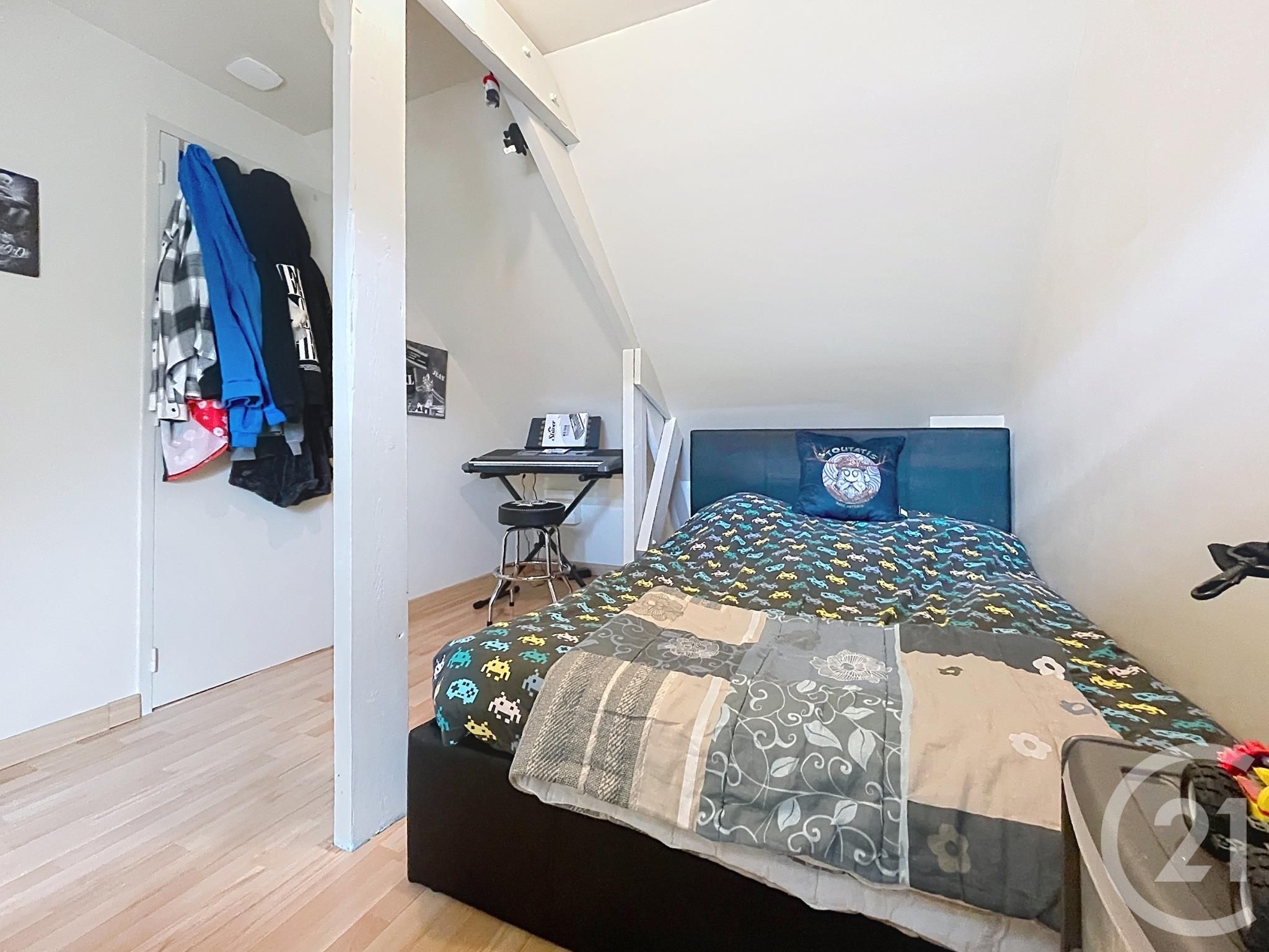 Appartement F3 à vendre - 4 pièces - 76.48 m2 - BETHISY ST PIERRE - Miniature 7