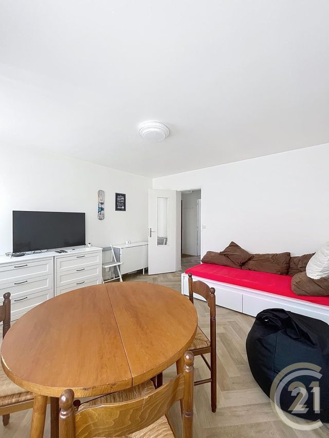 Appartement Chambre à louer - 1 pièce - 10.32 m2 - COMPIEGNE - 60 - PICARDIE - Century 21 Infinity