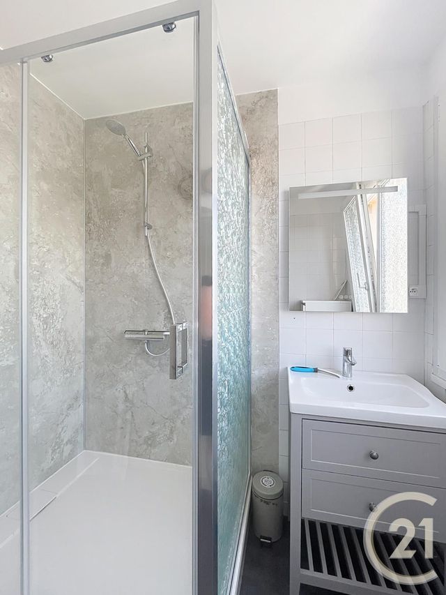 Appartement Chambre à louer - 1 pièce - 10.32 m2 - COMPIEGNE - 60 - PICARDIE - Century 21 Infinity