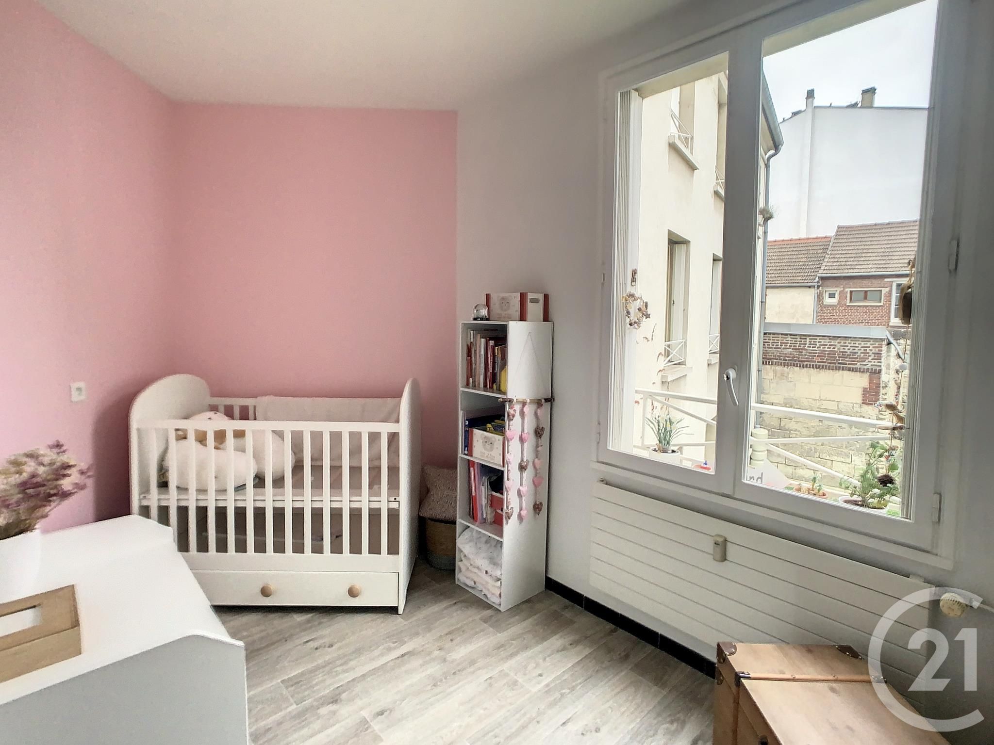 Appartement F2 bis à louer - 3 pièces - 52.17 m2 - COMPIEGNE - Miniature 6