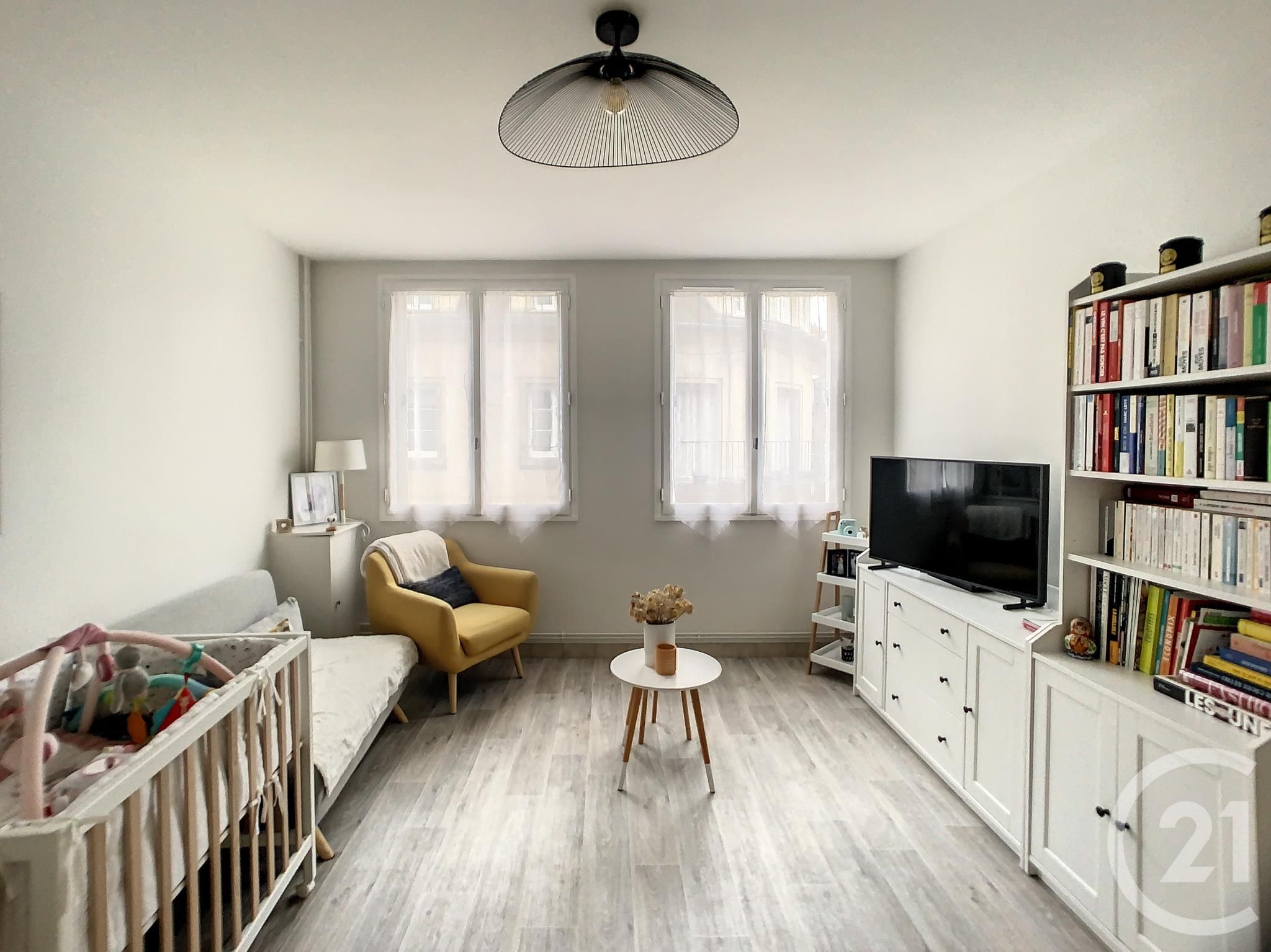 Appartement F2 bis à louer - 3 pièces - 52.17 m2 - COMPIEGNE - Miniature 2