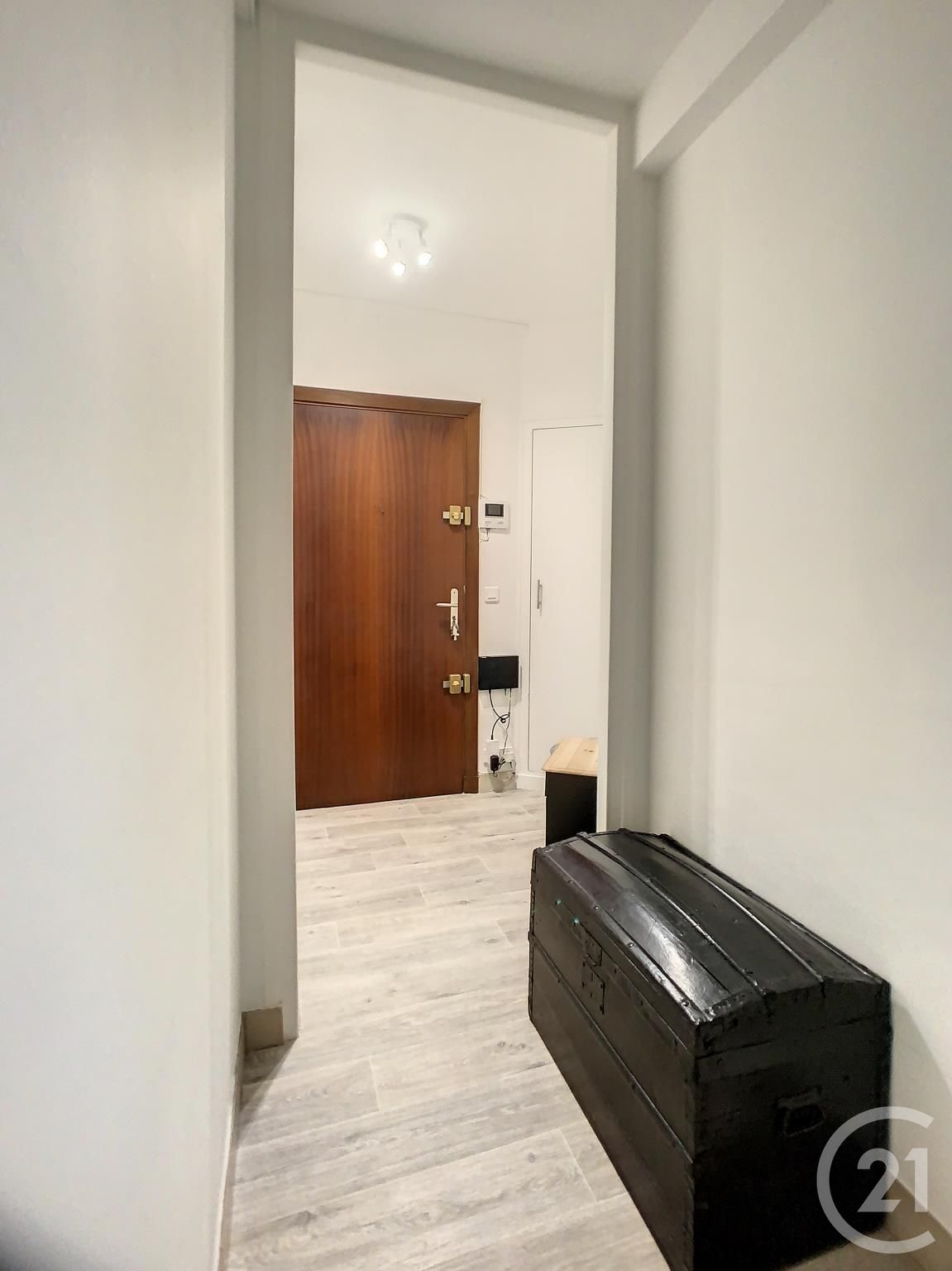 Appartement F2 bis à louer - 3 pièces - 52.17 m2 - COMPIEGNE - Miniature 8