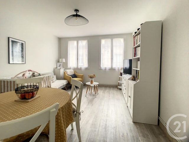Appartement F3 à louer - 3 pièces - 52.17 m2 - COMPIEGNE - 60 - PICARDIE - Century 21 Infinity