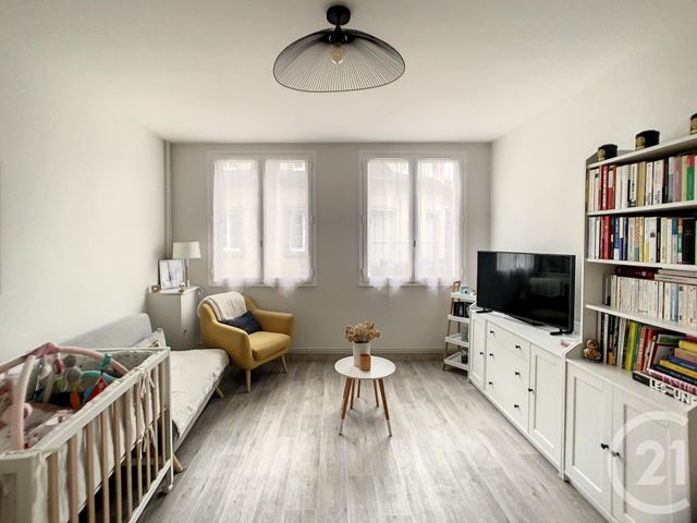 Appartement F3 à louer - 3 pièces - 52.17 m2 - COMPIEGNE - 60 - PICARDIE - Century 21 Infinity