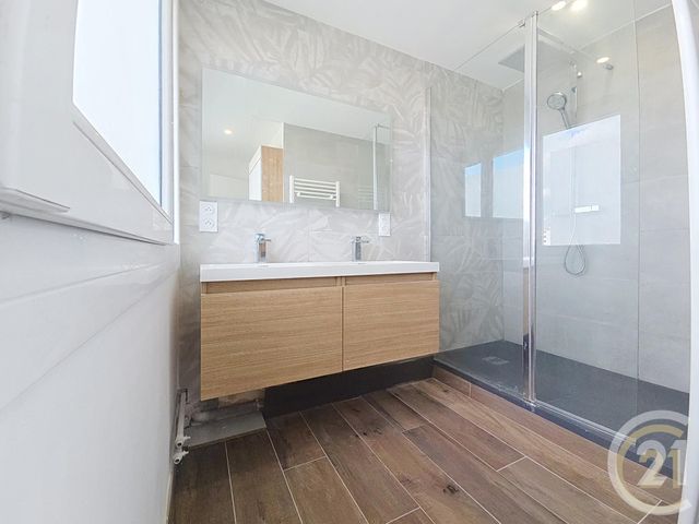 Appartement F4 à louer - 4 pièces - 79.11 m2 - COMPIEGNE - 60 - PICARDIE - Century 21 Infinity