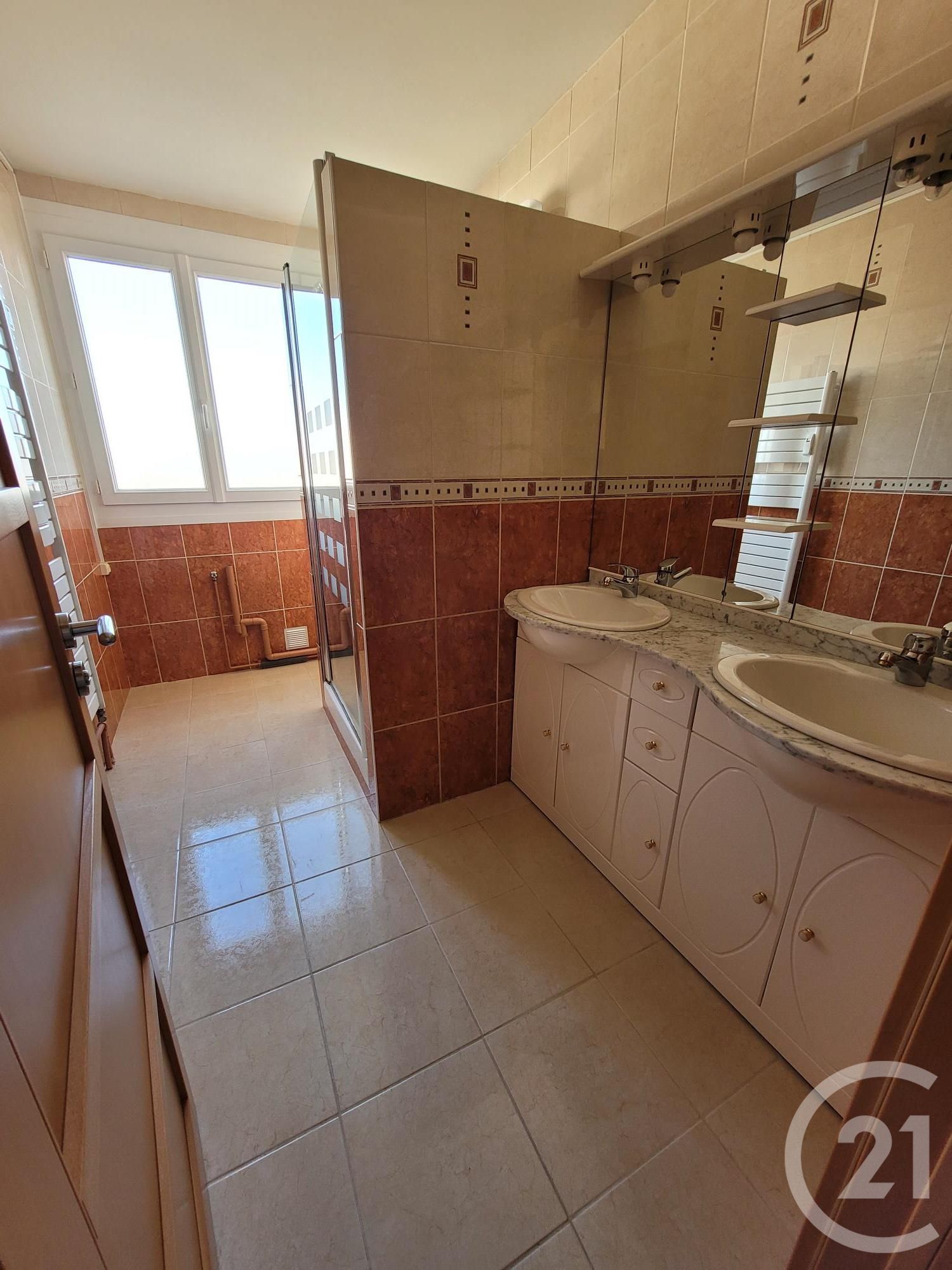 Appartement Chambre à louer - 1 pièce - 16.79 m2 - COMPIEGNE - Miniature 5