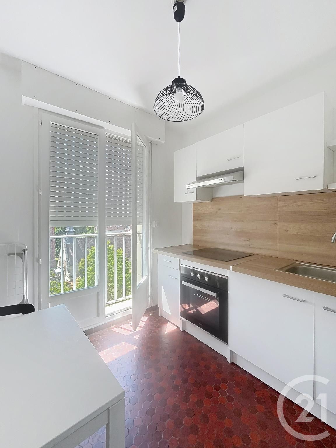 Appartement Chambre à louer - 1 pièce - 38.92 m2 - COMPIEGNE - Miniature 2