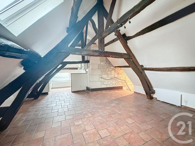 Appartement F1 à louer COMPIEGNE
