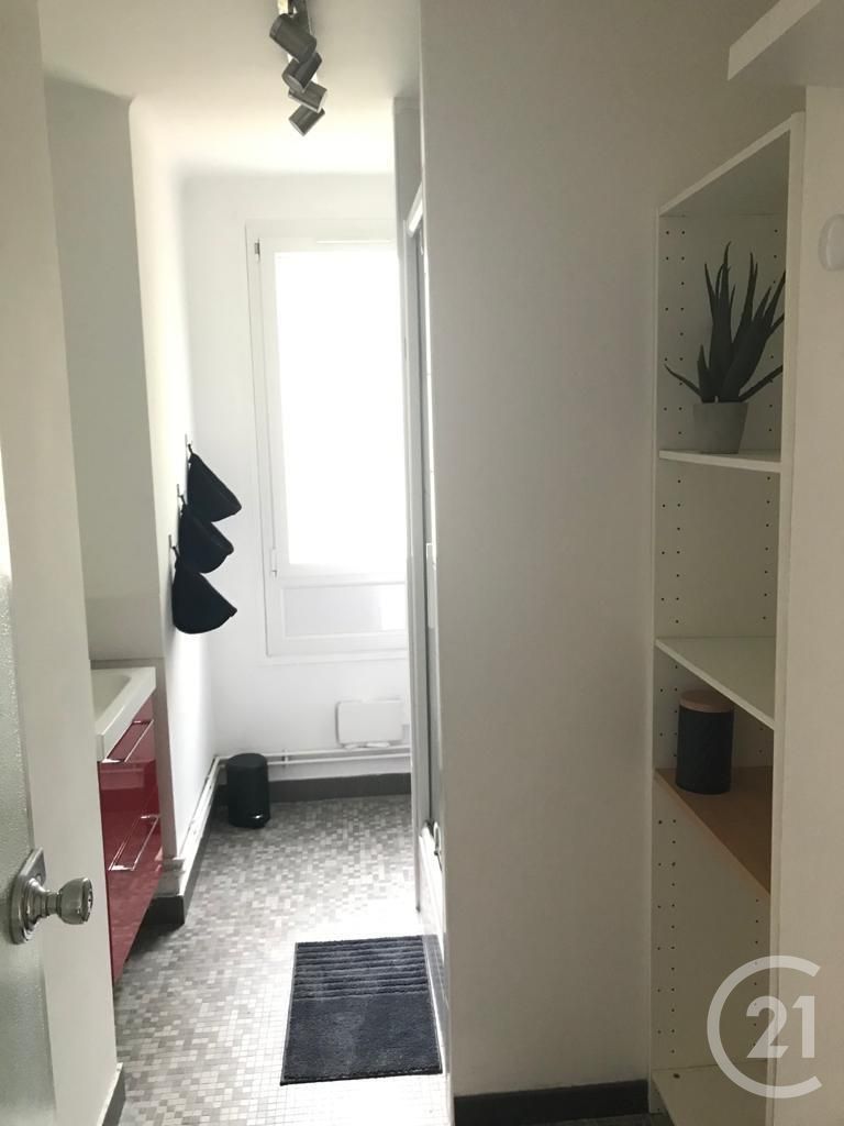 Appartement Chambre à louer - 1 pièce - 10.76 m2 - COMPIEGNE - Miniature 6