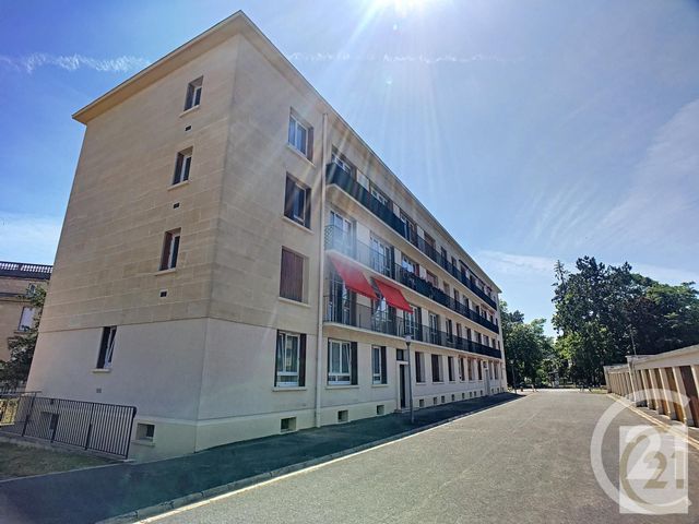 Appartement Chambre à louer - 4 pièces - 10.76 m2 - COMPIEGNE - 60 - PICARDIE - Century 21 Infinity