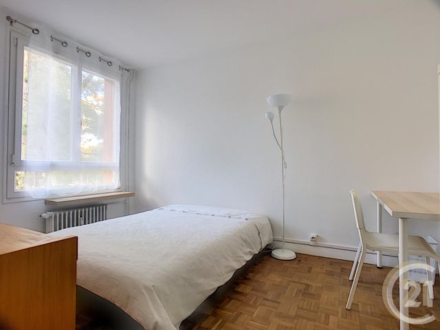 Appartement Chambre à louer - 4 pièces - 10.76 m2 - COMPIEGNE - 60 - PICARDIE - Century 21 Infinity