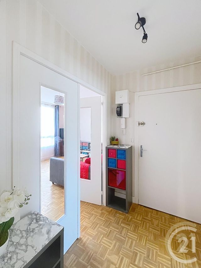 Appartement Chambre à louer - 3 pièces - 9.85 m2 - COMPIEGNE - 60 - PICARDIE - Century 21 Infinity