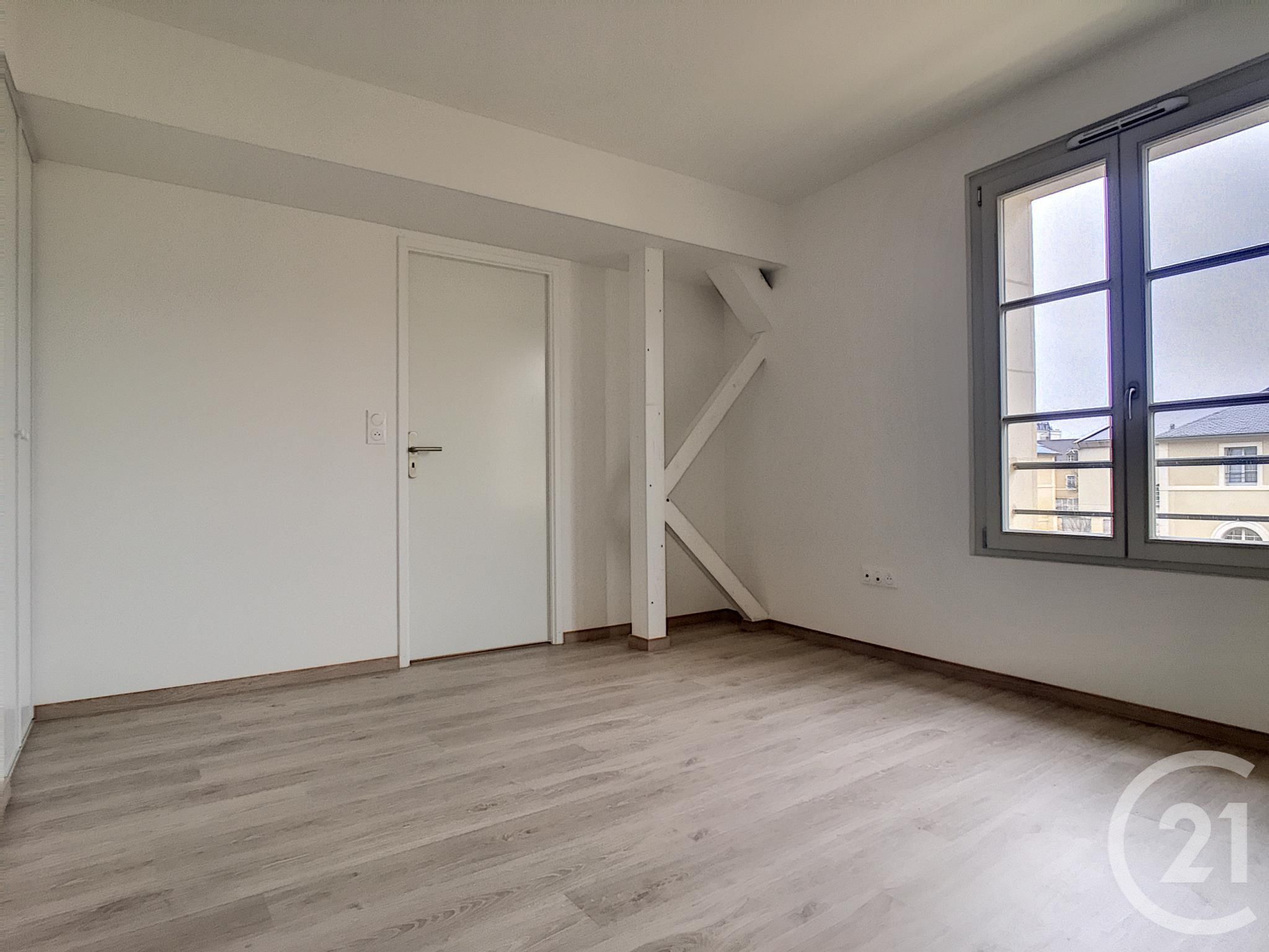 Appartement F3 à louer - 3 pièces - 65.1 m2 - COMPIEGNE - Miniature 9