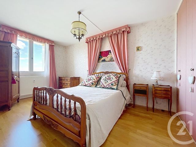 Appartement F4 à vendre - 4 pièces - 82.62 m2 - COMPIEGNE - 60 - PICARDIE - Century 21 Infinity