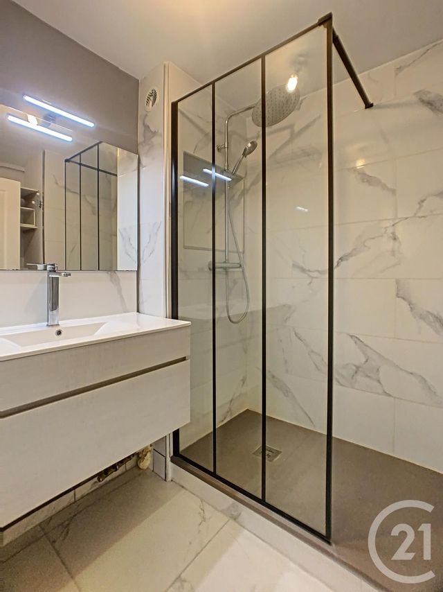 Appartement F3 à louer - 3 pièces - 70.64 m2 - MARGNY LES COMPIEGNE - 60 - PICARDIE - Century 21 Infinity