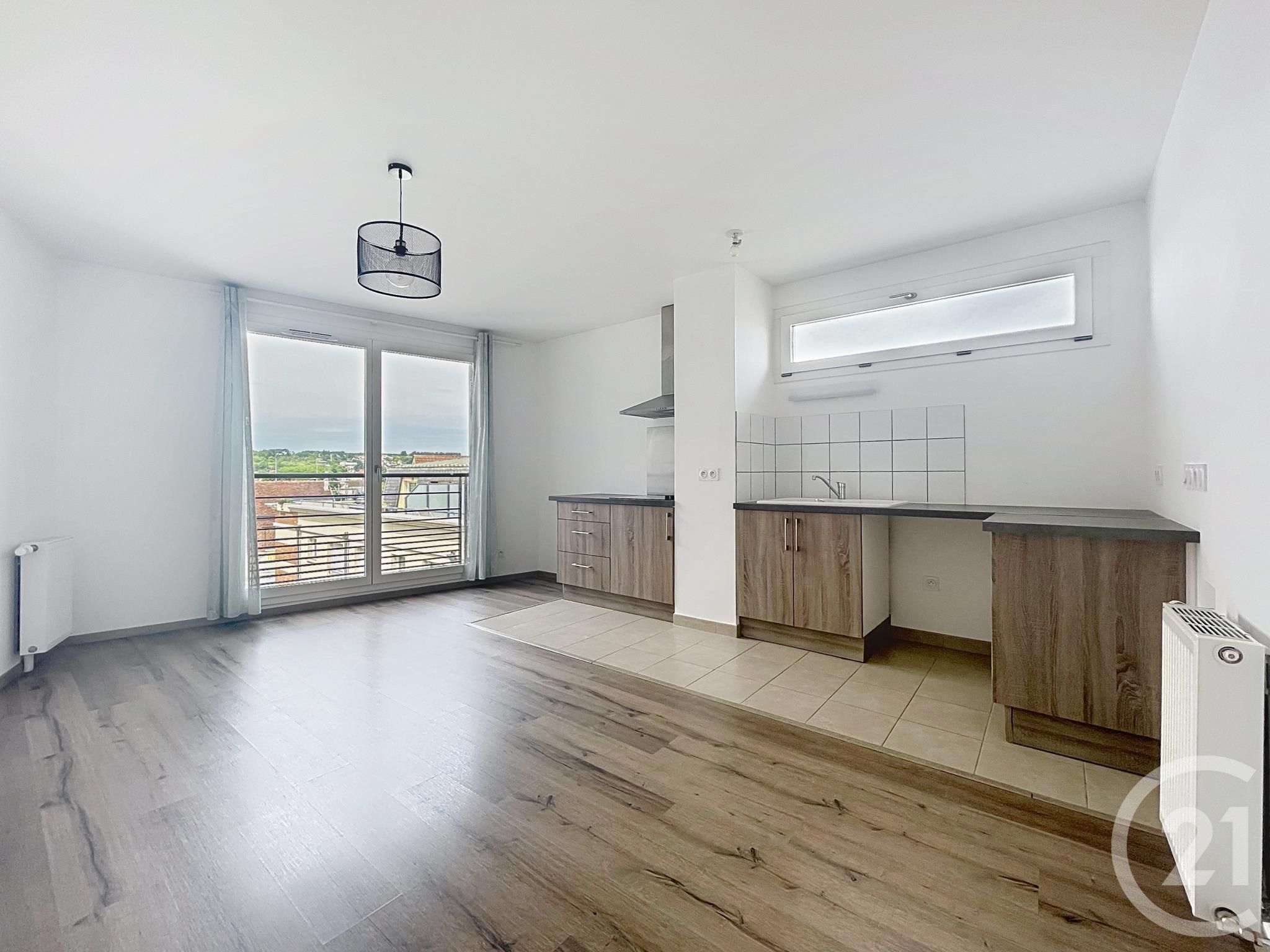 Appartement T2 à vendre - 2 pièces - 44.1 m2 - MARGNY LES COMPIEGNE - Miniature 2