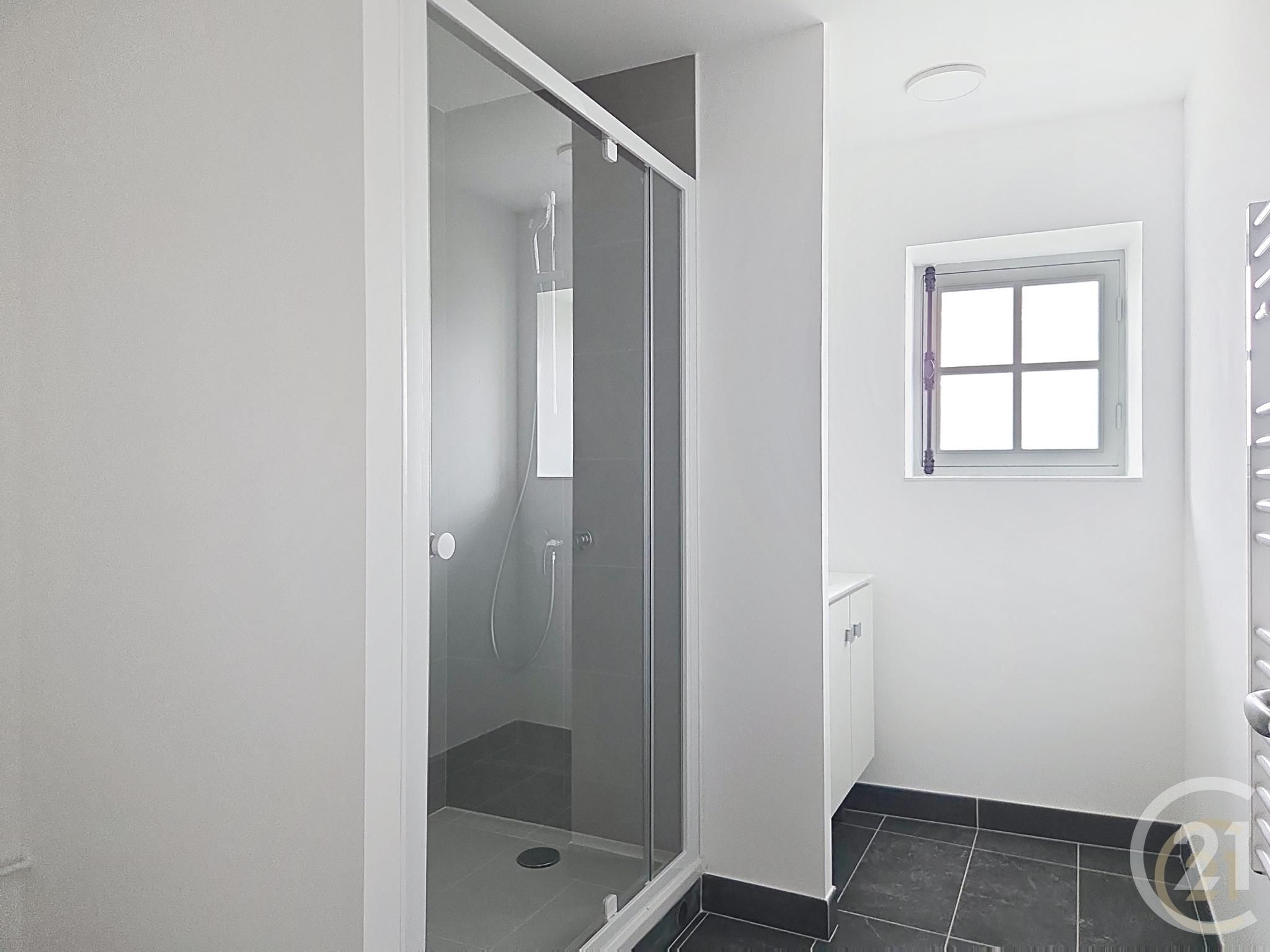 Appartement F3 à louer - 3 pièces - 65.55 m2 - COMPIEGNE - Miniature 8