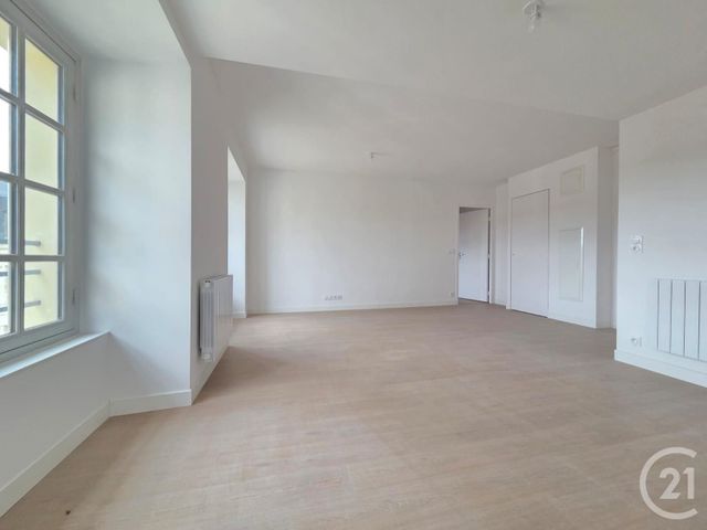 Appartement F3 à louer - 3 pièces - 65.55 m2 - COMPIEGNE - 60 - PICARDIE - Century 21 Infinity