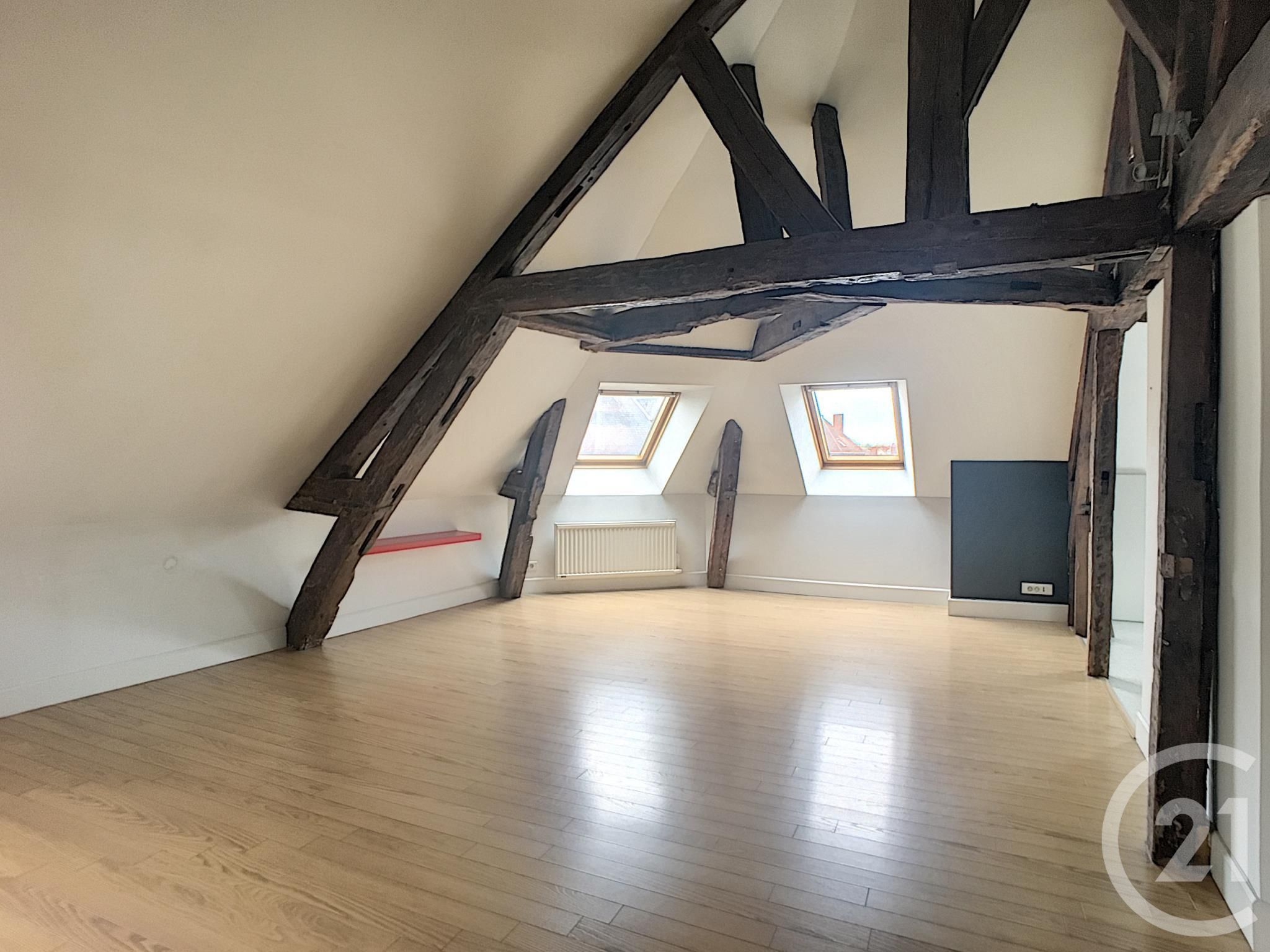 Appartement F3 à louer - 3 pièces - 77.04 m2 - COMPIEGNE - Miniature 2