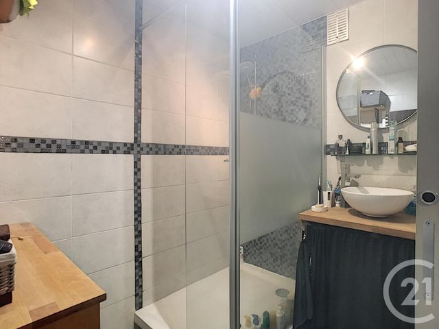 Appartement F3 à vendre - 3 pièces - 61.42 m2 - MARGNY LES COMPIEGNE - 60 - PICARDIE - Century 21 Infinity