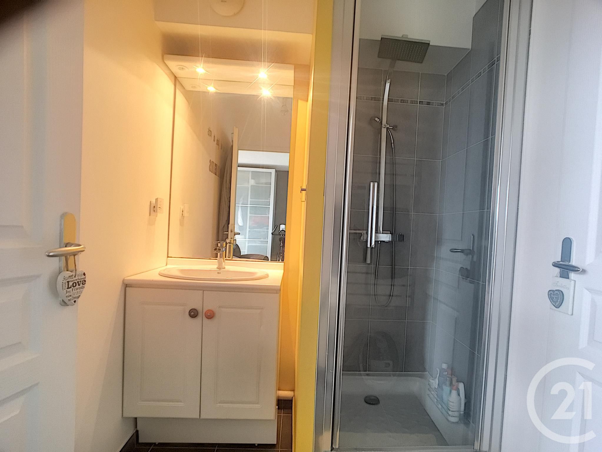 Appartement F1 à louer - 1 pièce - 33.09 m2 - COMPIEGNE - Miniature 5