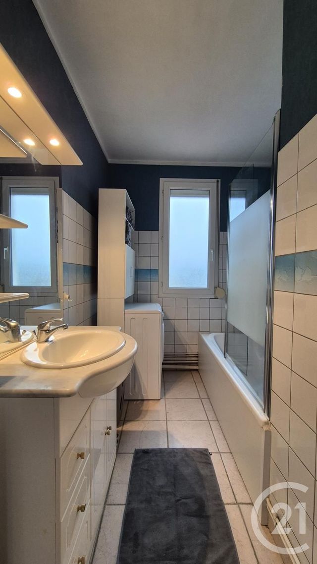 Appartement F4 à louer - 4 pièces - 9.5 m2 - COMPIEGNE - 60 - PICARDIE - Century 21 Infinity