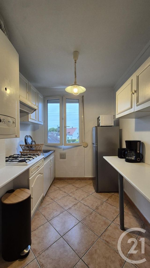 Appartement F4 à louer - 4 pièces - 9.5 m2 - COMPIEGNE - 60 - PICARDIE - Century 21 Infinity