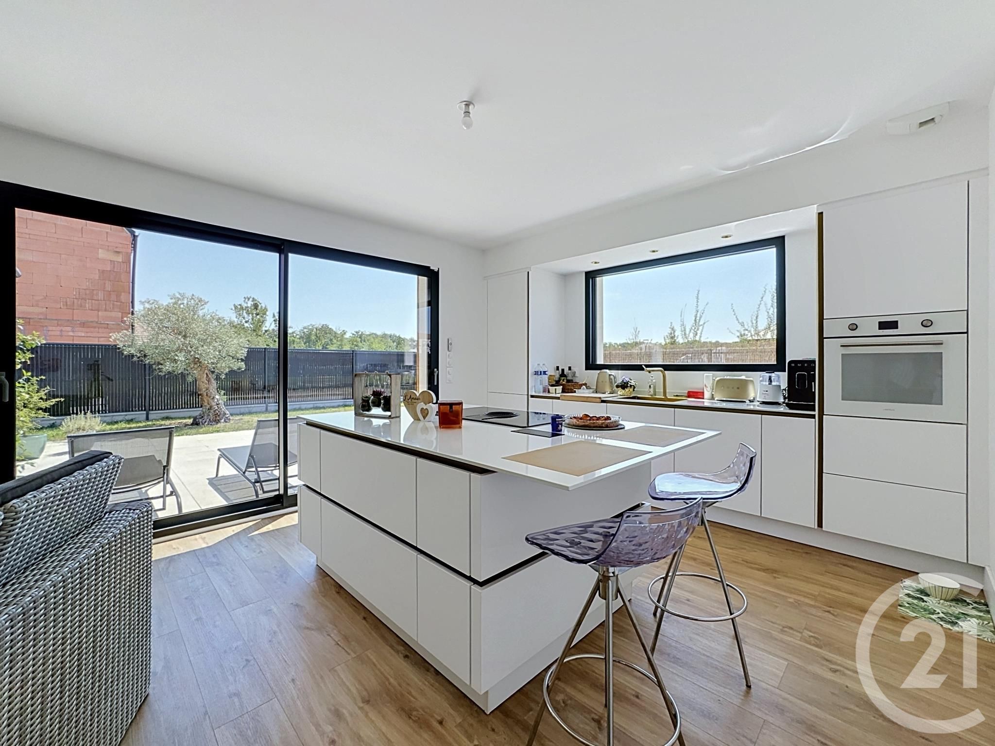 maison à vendre - 4 pièces - 120.0 m2 - COMPIEGNE - Miniature 2