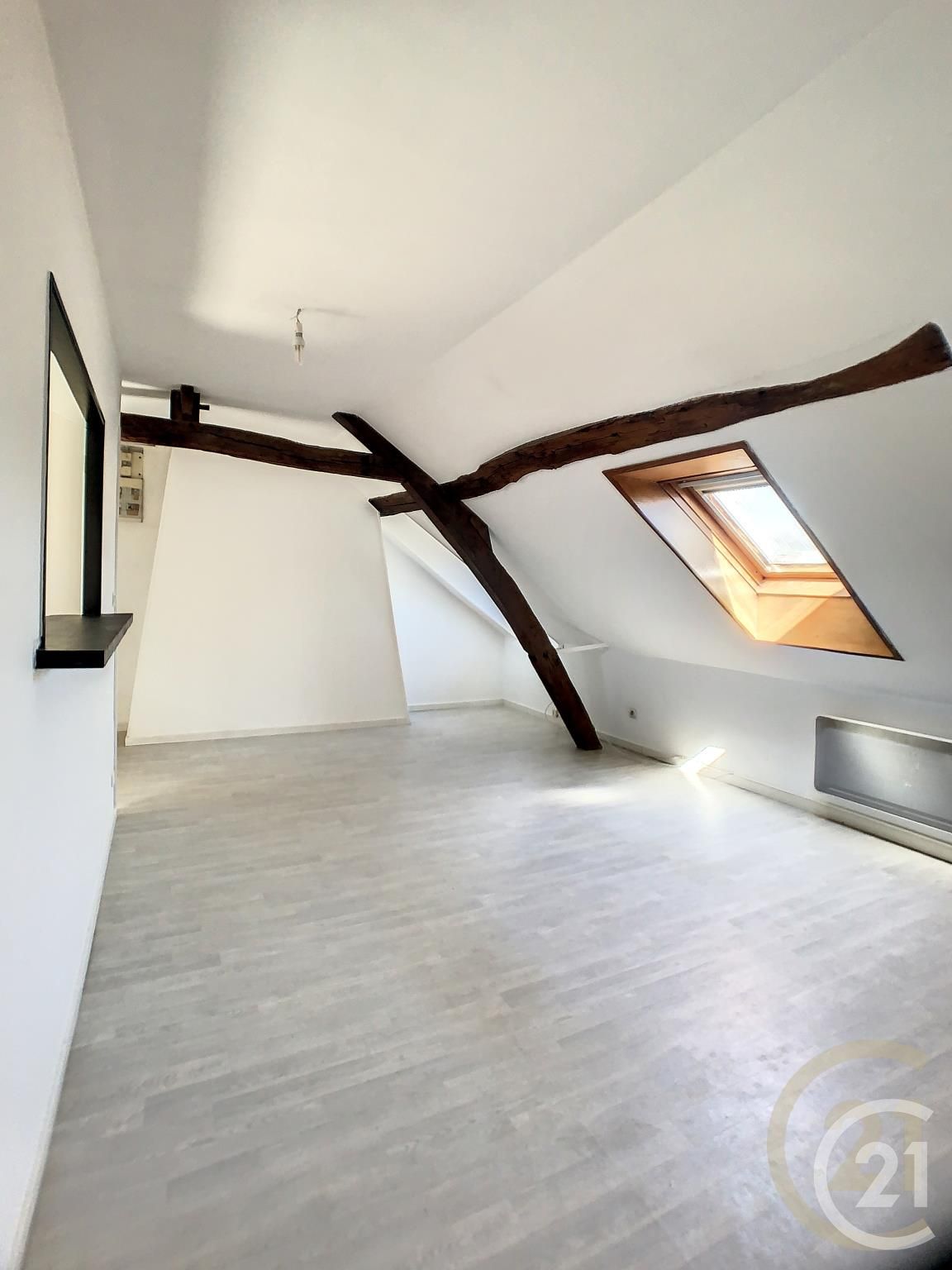 Appartement F2 à louer - 2 pièces - 44.94 m2 - LACROIX ST OUEN - Miniature 2