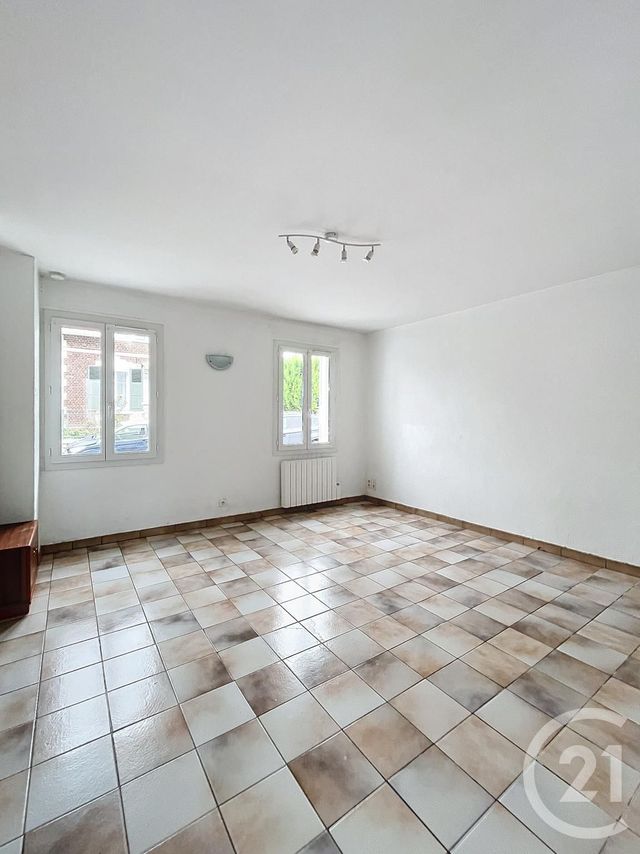 Appartement F3 à louer - 3 pièces - 49.67 m2 - VERBERIE - 60 - PICARDIE - Century 21 Infinity