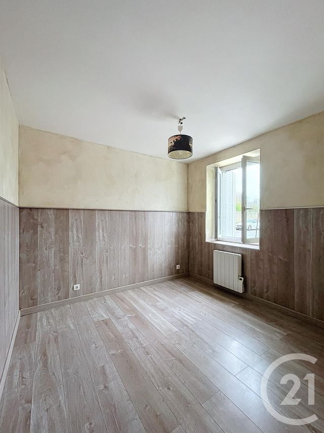Appartement F3 à louer - 3 pièces - 49.67 m2 - VERBERIE - 60 - PICARDIE - Century 21 Infinity