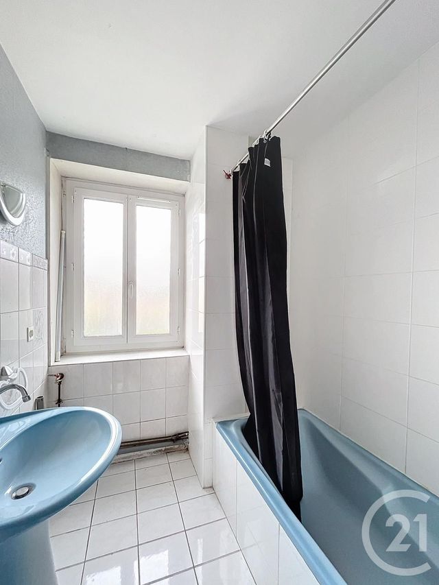 Appartement F3 à louer - 3 pièces - 49.67 m2 - VERBERIE - 60 - PICARDIE - Century 21 Infinity
