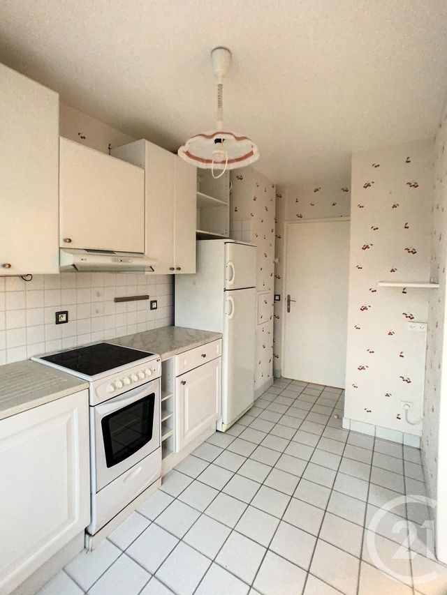 Appartement F3 à louer - 3 pièces - 64.0 m2 - COMPIEGNE - 60 - PICARDIE - Century 21 Infinity