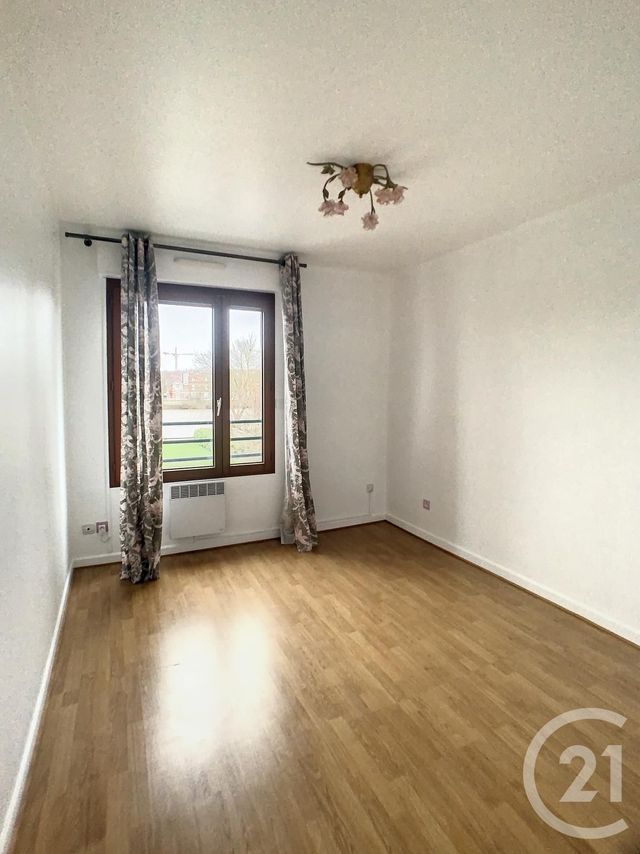 Appartement F3 à louer - 3 pièces - 64.0 m2 - COMPIEGNE - 60 - PICARDIE - Century 21 Infinity