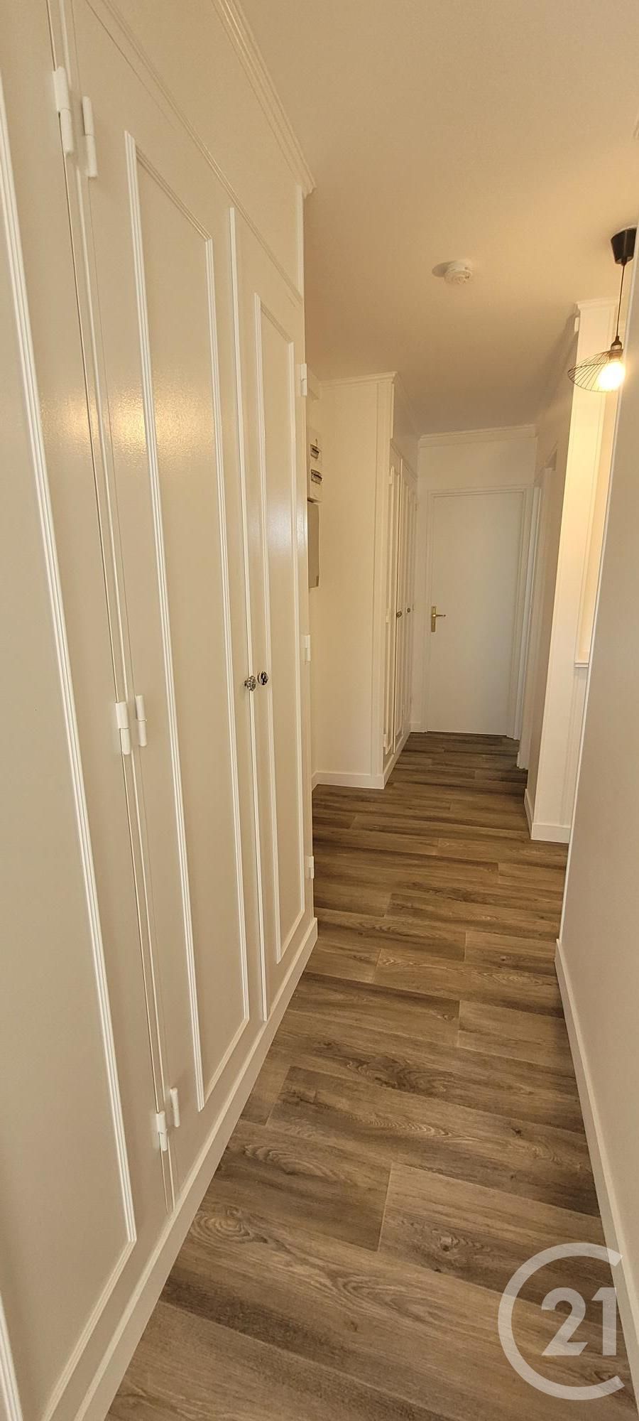 Appartement à louer - 4 pièces - 86.0 m2 - COMPIEGNE - Miniature 9