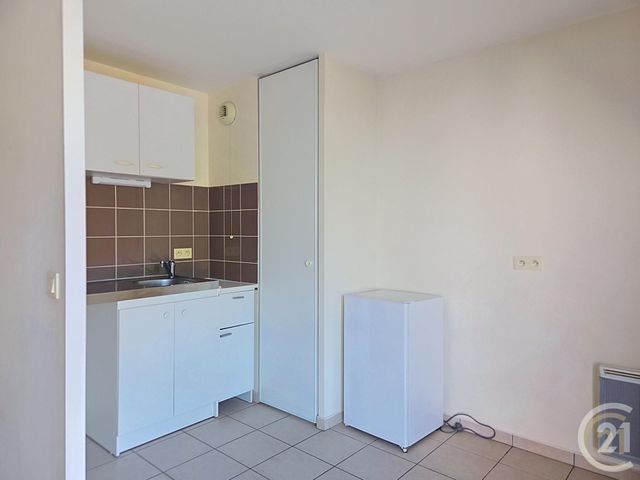 Appartement F1 à louer - 1 pièce - 27.68 m2 - COMPIEGNE - 60 - PICARDIE - Century 21 Infinity