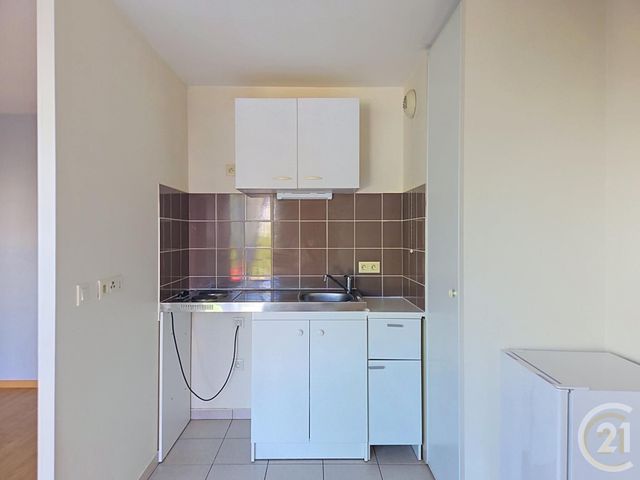 Appartement F1 à louer - 1 pièce - 27.68 m2 - COMPIEGNE - 60 - PICARDIE - Century 21 Infinity