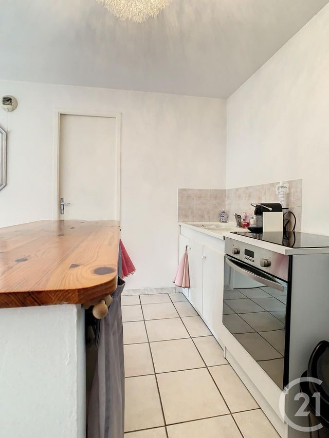Appartement F2 à louer - 2 pièces - 43.52 m2 - MONCHY HUMIERES - 60 - PICARDIE - Century 21 Infinity