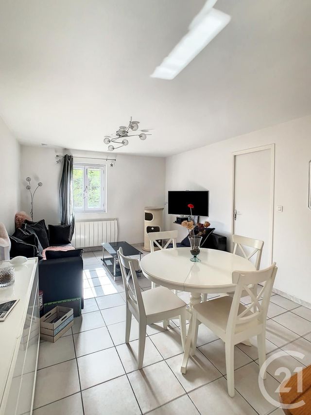 Appartement F2 à louer - 2 pièces - 43.52 m2 - MONCHY HUMIERES - 60 - PICARDIE - Century 21 Infinity