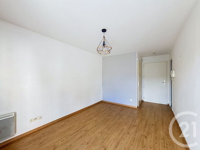 Appartement F1 à vendre - 1 pièce - 27.68 m2 - COMPIEGNE - 60 - PICARDIE - Century 21 Infinity