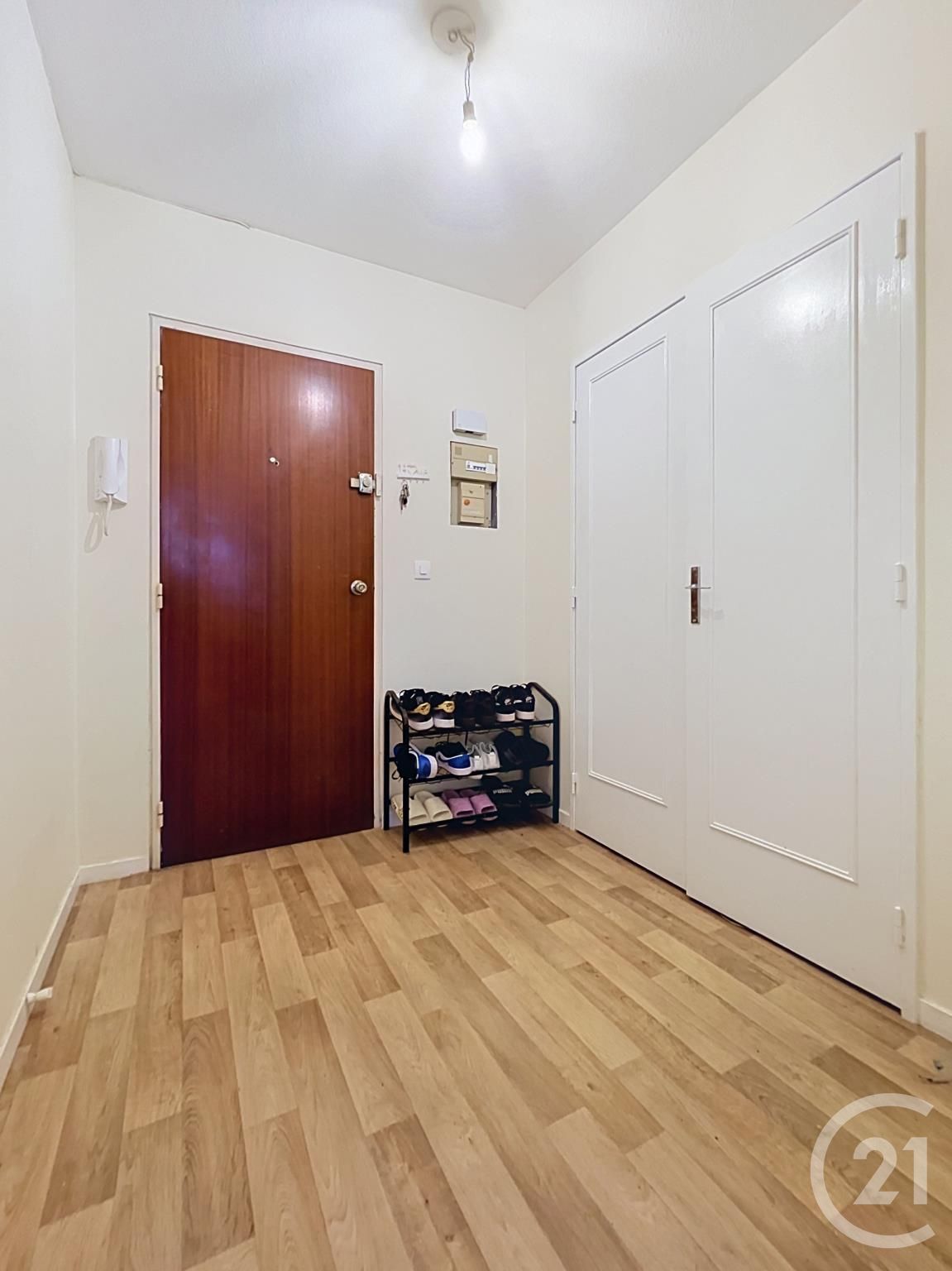 Appartement F1 à vendre - 1 pièce - 37.95 m2 - MARGNY LES COMPIEGNE - Miniature 3