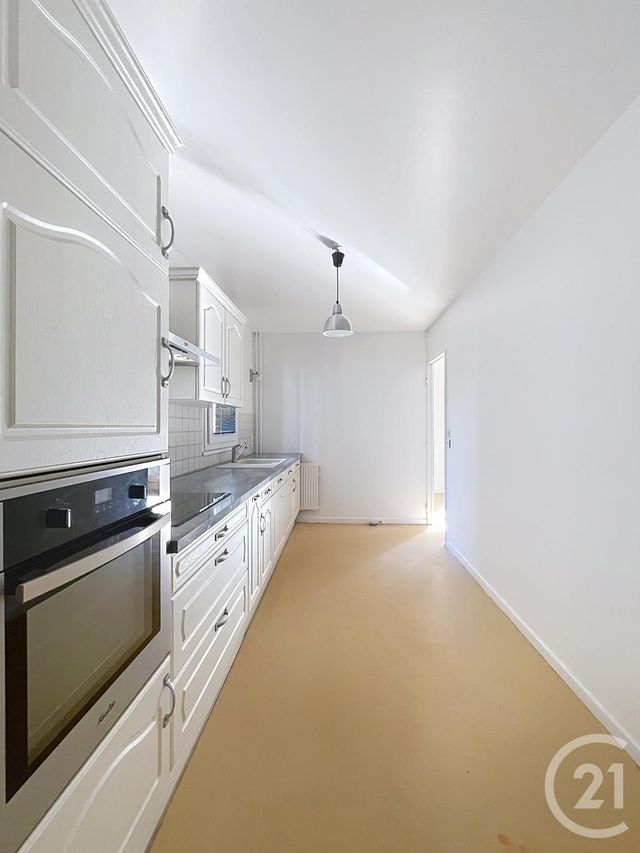 Appartement F4 à vendre - 4 pièces - 84.35 m2 - COMPIEGNE - 60 - PICARDIE - Century 21 Infinity