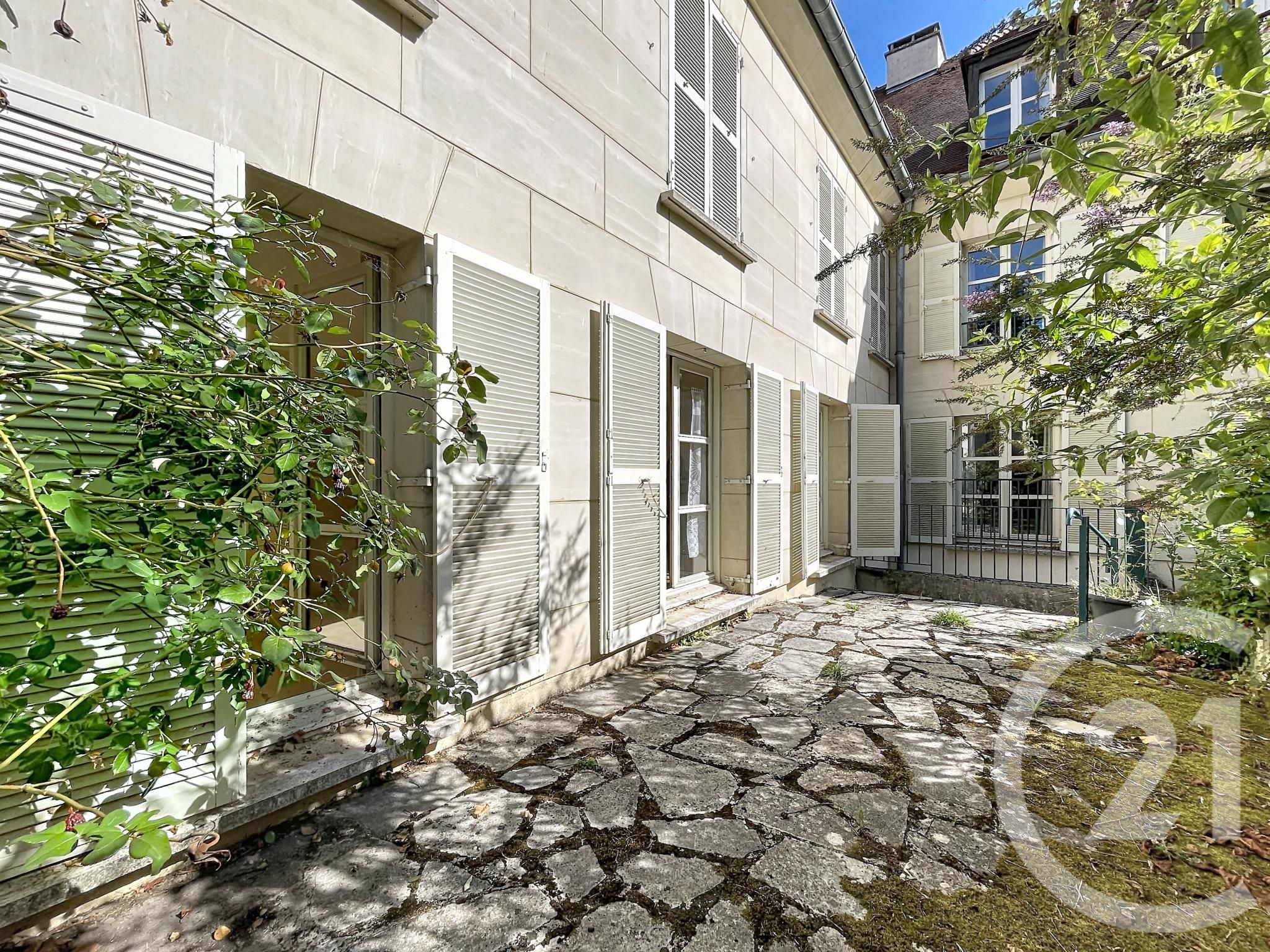 Appartement à vendre - 4 pièces - 119.58 m2 - COMPIEGNE - Photo 1