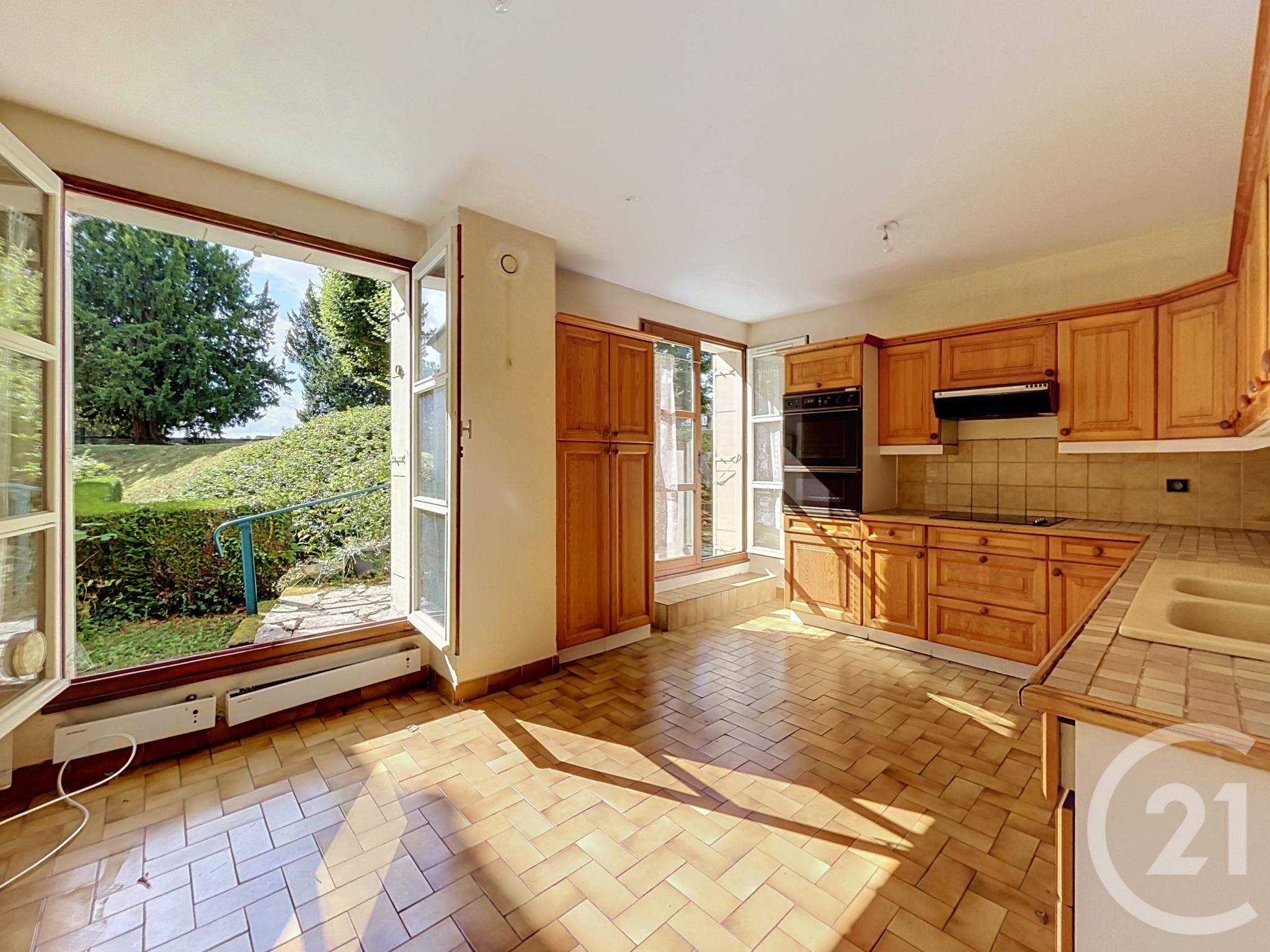 Appartement à vendre - 4 pièces - 119.58 m2 - COMPIEGNE - Miniature 5