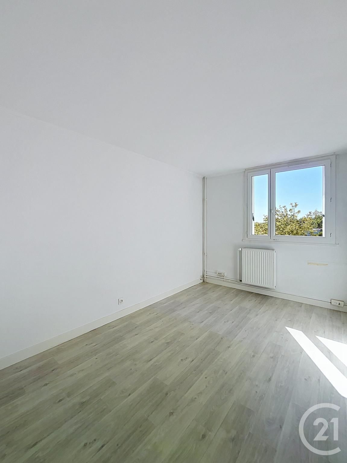 Appartement à louer - 3 pièces - 59.48 m2 - COMPIEGNE - Miniature 3