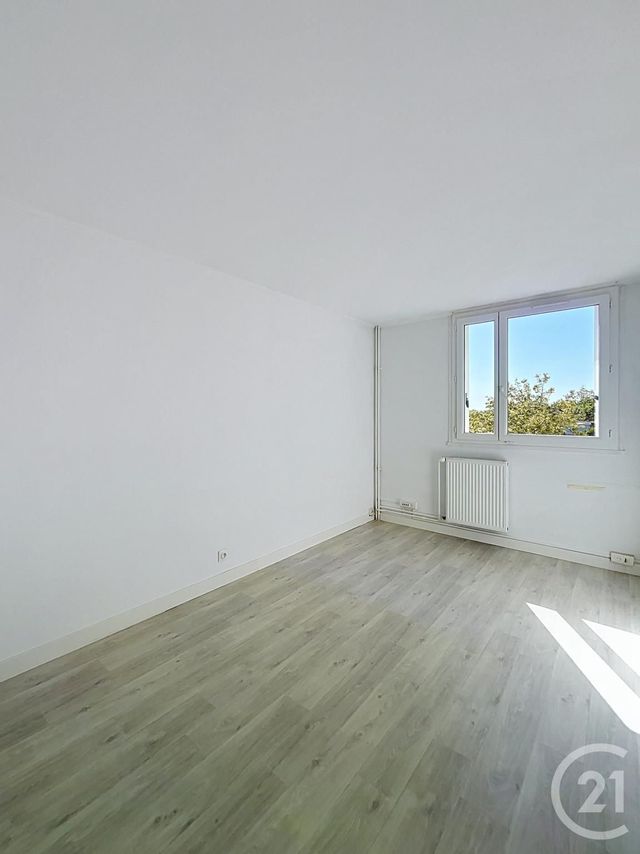 Appartement à louer - 3 pièces - 59.48 m2 - COMPIEGNE - 60 - PICARDIE - Century 21 Infinity