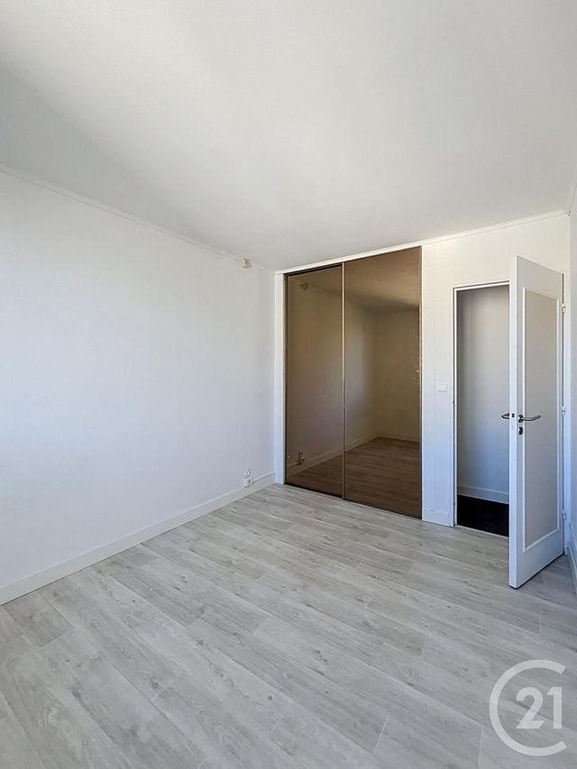 Appartement à louer - 3 pièces - 59.48 m2 - COMPIEGNE - 60 - PICARDIE - Century 21 Infinity