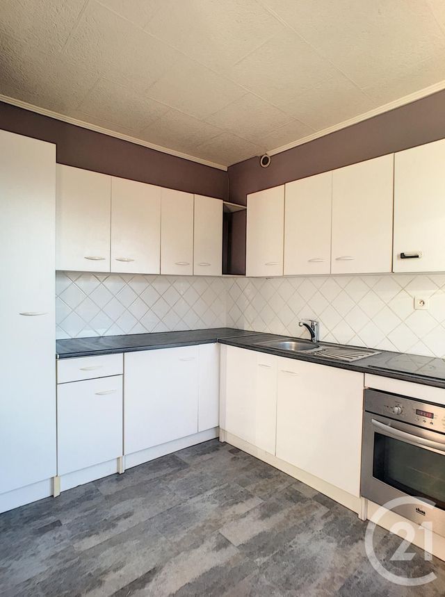 Appartement à louer - 2 pièces - 40.86 m2 - VERBERIE - 60 - PICARDIE - Century 21 Infinity