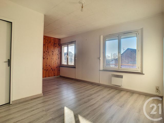 Appartement à louer - 2 pièces - 40.86 m2 - VERBERIE - 60 - PICARDIE - Century 21 Infinity
